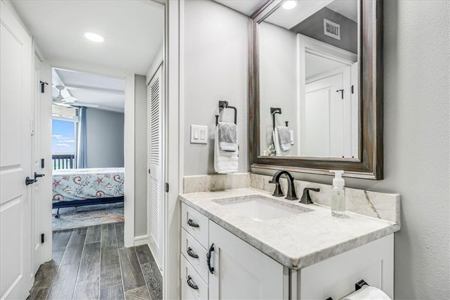 APT-504 - 6745 Seacomber Dr, Condo with 2 bedrooms, 2 bathrooms and 2 parking in Port Aransas TX | Image 21