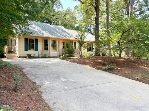6 Burnwood Pl, Chapel Hill, NC, 27517-8937 | Card Image