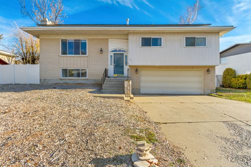 7211 S Cypress Way, Cottonwood Heights, UT, 84121-4026 | Card Image