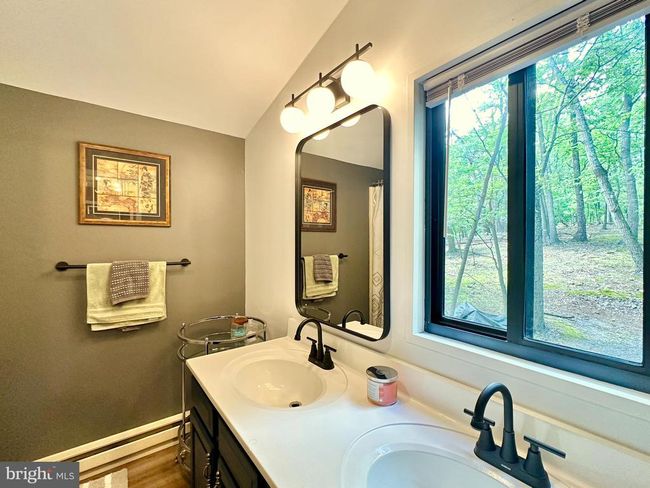 373 Bald Eagle Trl, House other with 3 bedrooms, 2 bathrooms and null parking in HEDGESVILLE WV | Image 34