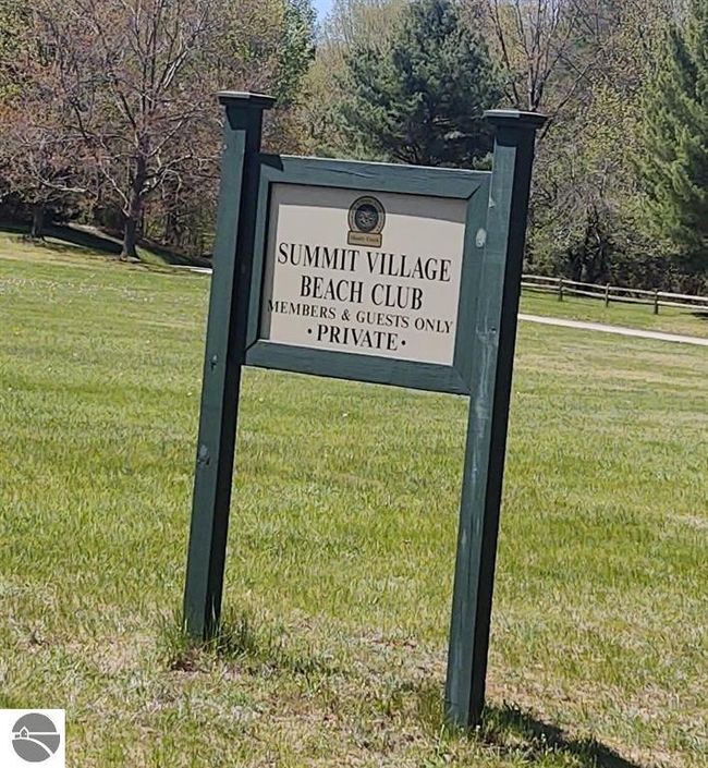 669 - 5712 Shanty Creek Rd, House other with 1 bedrooms, 1 bathrooms and null parking in Bellaire MI | Image 14