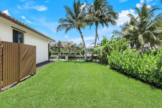 284 Polynesia Ct, House other with 3 bedrooms, 2 bathrooms and null parking in MARCO ISLAND FL | Image 38