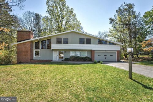 840 Outer Drive, STATE COLLEGE, PA, 16801 | Card Image