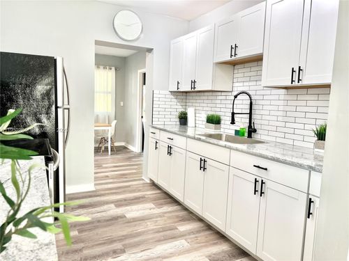 436 Nw 15th Ave, Fort Lauderdale, FL, 33311-8838 | Card Image