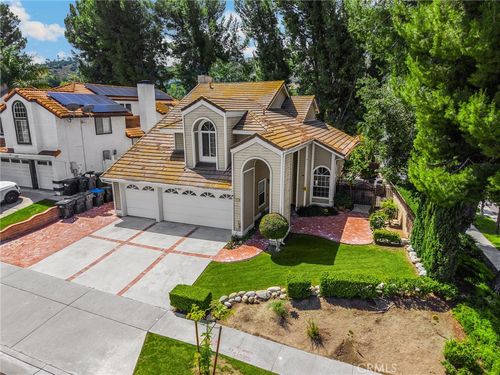 3350 Amy Dr, Corona, CA, 92882-8795 | Card Image