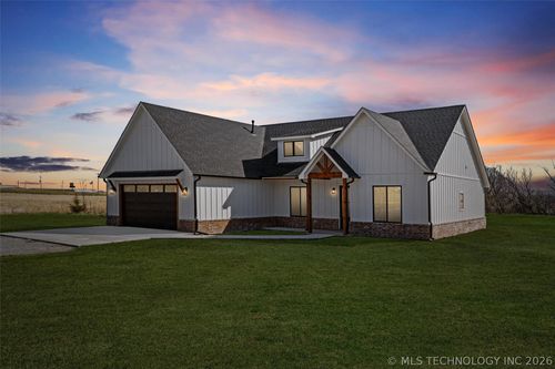 145 S 427, Pryor, OK, 74361-7712 | Card Image