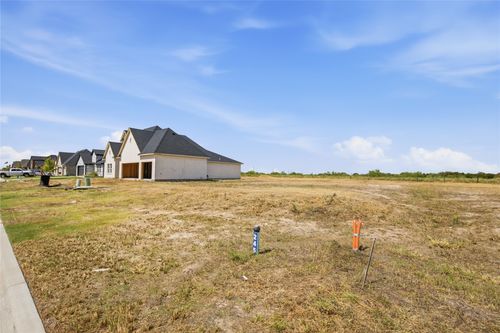 245 Brent Ln, Greenville, TX, 75402-3128 | Card Image