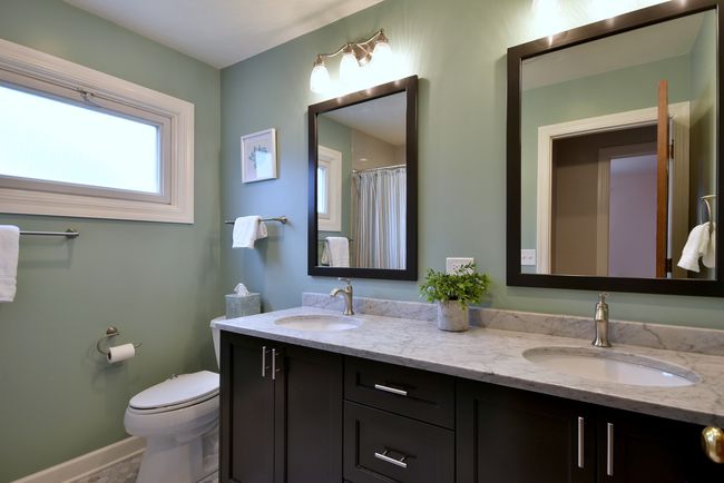 770 S Parkside Ave, House other with 3 bedrooms, 2 bathrooms and 2 parking in Elmhurst IL | Image 16