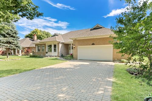 1075 Suffolk Ct, Gurnee, IL, 60031-4050 | Card Image