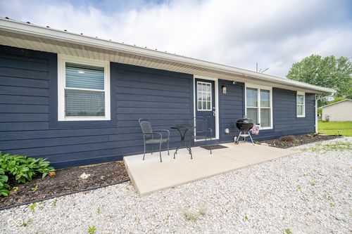 2468 W County Road 25 N, Greencastle, IN, 46135-7876 | Card Image