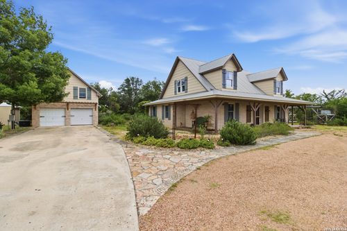 1275 Lacey Dr, Bandera, TX, 78003-5860 | Card Image