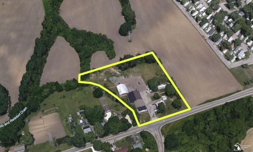 803 Nadeau Rd, Monroe, MI, 48162-9382 | Card Image