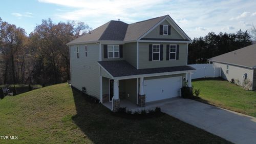 220 Crockett Dr, Church Hill, TN, 37642-4724 | Card Image