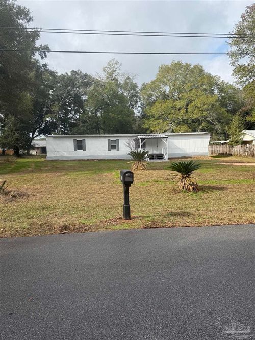 5227 Chestnut Ave, Pace, FL, 32571-9022 | Card Image