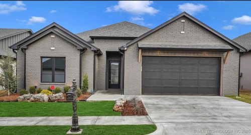 1105 W 86th St, Tulsa, OK, 74132-3545 | Card Image