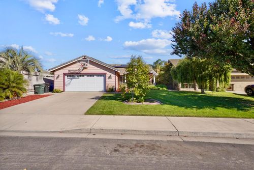 4216 Meadow Brook Ln, Salida, CA, 95368-9729 | Card Image