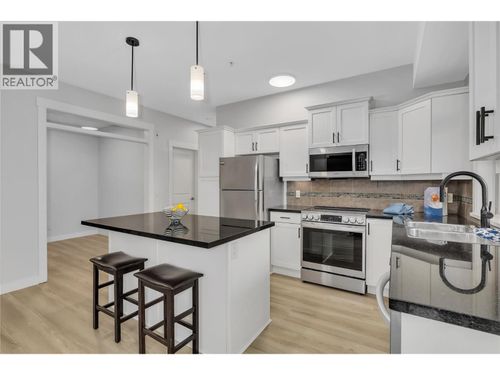 112-3521 Carrington Rd, Westbank, BC, V4T2Z8 | Card Image