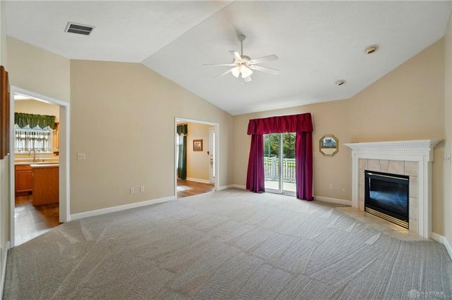 114 Millwood Village Dr, House other with 3 bedrooms, 2 bathrooms and null parking in Englewood OH | Image 9