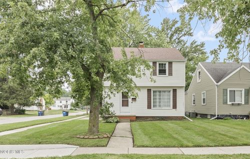 3040 Strathmoor Ave, Toledo, OH, 43614-3925 | Card Image