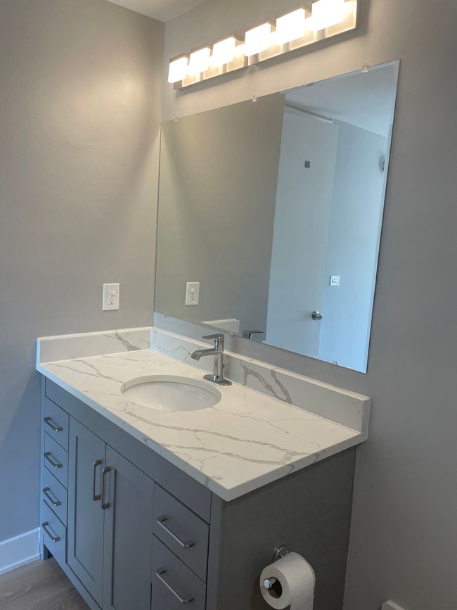 APT-304 - 1960 N Lincoln Park W, Condo with 2 bedrooms, 2 bathrooms and null parking in CHICAGO IL | Image 8