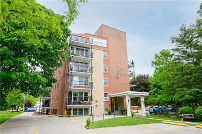 108 - 1377 Lakeshore Rd, Condo with 1 bedrooms, 1 bathrooms and 1 parking in Burlington ON | Image 2