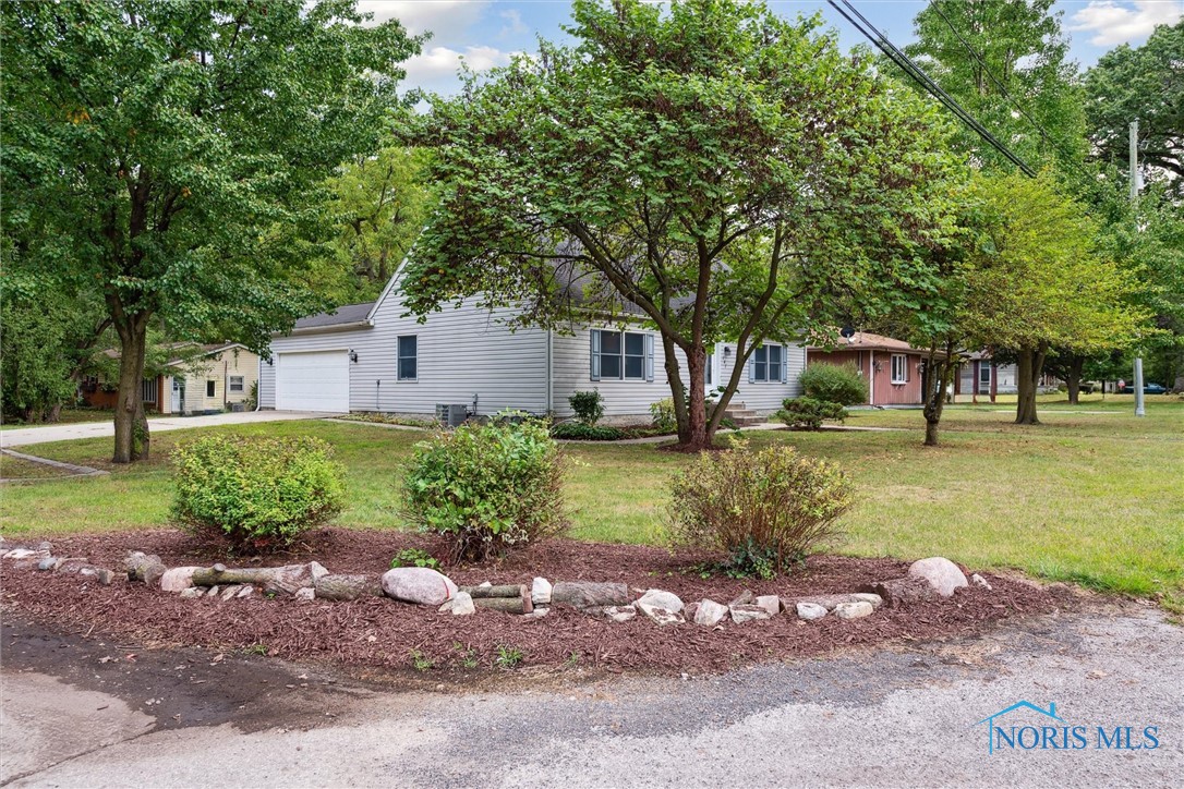Lancaster Ave, Toledo, OH 43615
