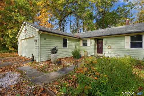 24 Raymond Road, East Hampton, CT, 06424 | Card Image