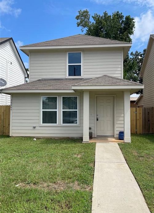 16666 E Hammon, Montgomery, TX, 77316-6717 | Card Image