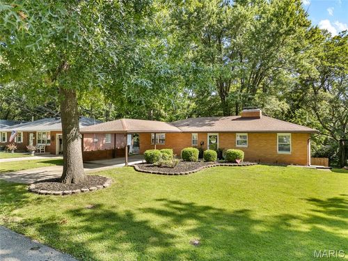 2337 Fairview Dr, Alton, IL, 62002-5600 | Card Image