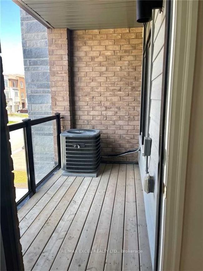 29 Vantage Loop, House attached with 3 bedrooms, 3 bathrooms and 2 parking in Newmarket ON | Image 17