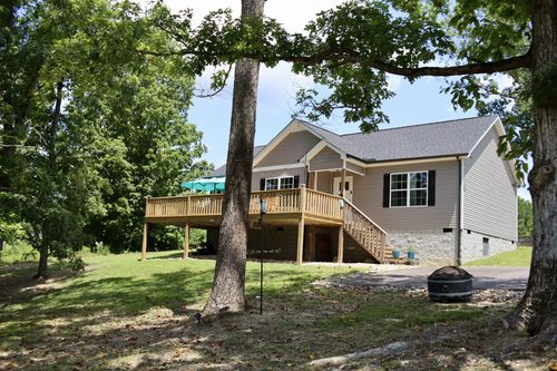 746 Nels Adams Rd, Dickson, TN, 37055-5313 | Card Image