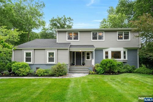 186 Coolidge Ter, Wyckoff, NJ, 07481-2505 | Card Image