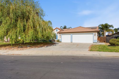 1919 N Sonoma Ct, Hanford, CA, 93230-9199 | Card Image