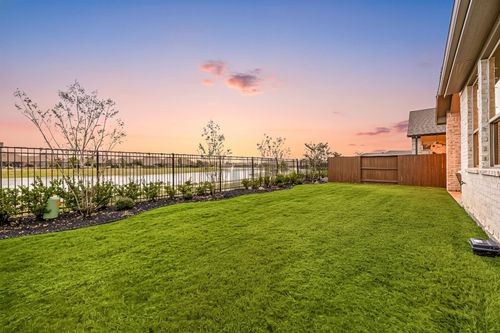 4823 Vaughan Way, Iowa Colony, TX, 77583-5542 | Card Image