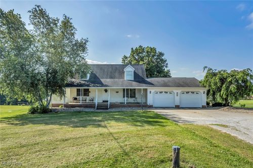 9827 Akron Rd, Rittman, OH, 44270-9708 | Card Image