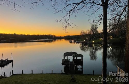 3272 Bass Dr, Sherrills Ford, NC, 28673-7712 | Card Image