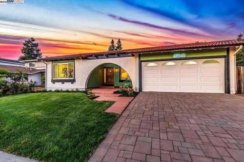 45548 Cherokee Ln, Fremont, CA, 94539-6820 | Card Image