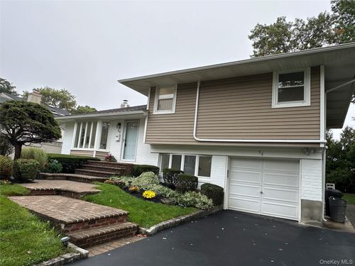58 Briar Ln, Jericho, NY, 11753-2212 | Card Image