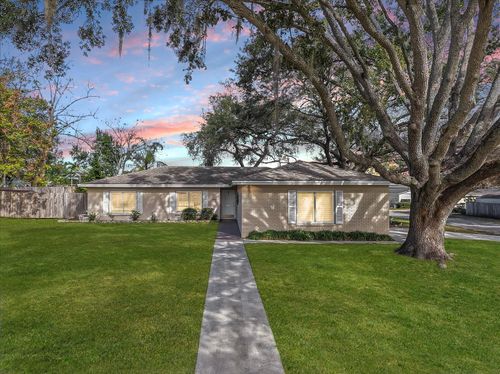 1016 Lady Guinevere Dr, Valrico, FL, 33594-5824 | Card Image