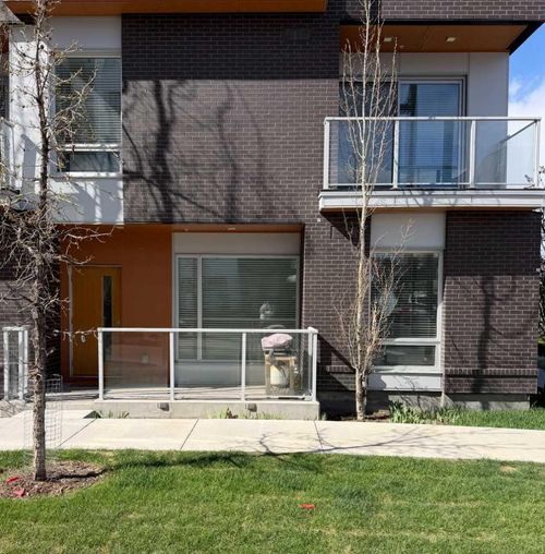 102-3125 39 St Nw, Calgary, AB, T3B6H5 | Card Image