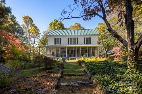 35 Towhee Ln, Saluda, NC, 28773-0650 | Card Image