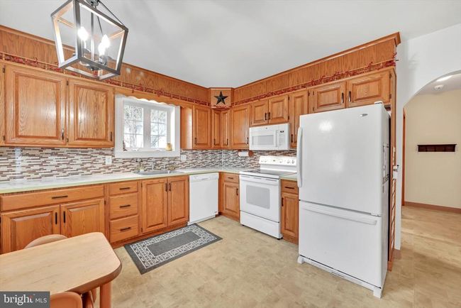 137 Bowers Rd, House other with 4 bedrooms, 1 bathrooms and null parking in MERTZTOWN PA | Image 4
