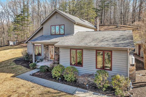 29 Serenity Ln, Blue Ridge, VA, 24064 | Card Image