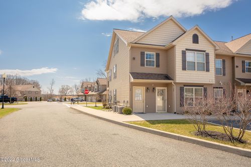 34 Kendall Dr, Delmar, NY, 12054-8228 | Card Image