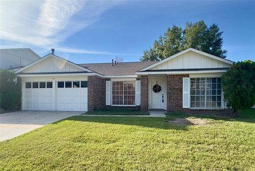 511 Portsmouth Dr, Slidell, LA, 70460-8443 | Card Image