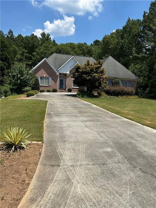 315 Manor Ct, Monroe, GA, 30655-8382 | Card Image