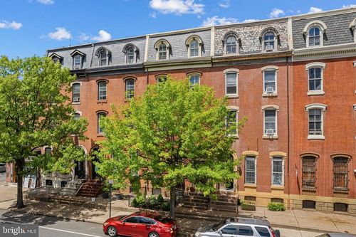 1935 Spring Garden St, PHILADELPHIA, PA, 19130-3806 | Card Image