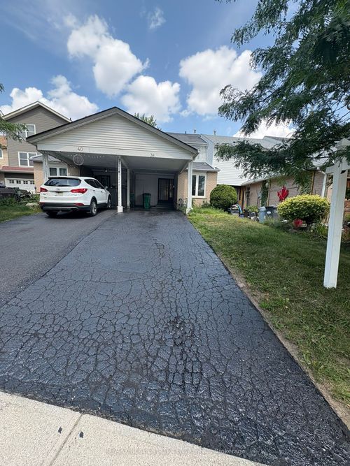 38 Nottawasaga Cres, Brampton, ON, L6Z1B9 | Card Image