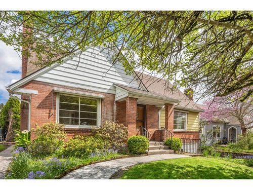 1934 Se 58th Ave, Portland, OR, 97215 | Card Image