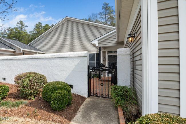 33-web-or-mls-1331 Langdon (30 of 33) | Image 31